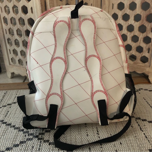 MVP Baseball Backpack - Picture 3 of 12